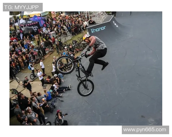 重庆极限运动队在世界杯中的精彩表现与节奏分析